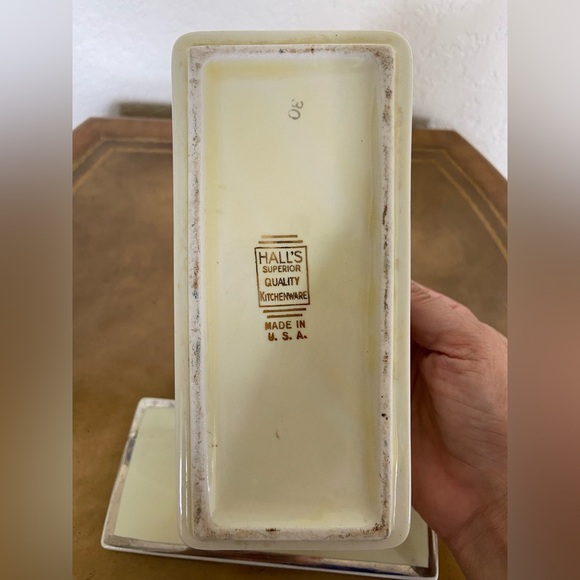 VINTAGE 1930'S HALL'S SUPERIOR TAVERN SILHOUETTE BUTTER DISH WITH COVER - Picture 6 of 11